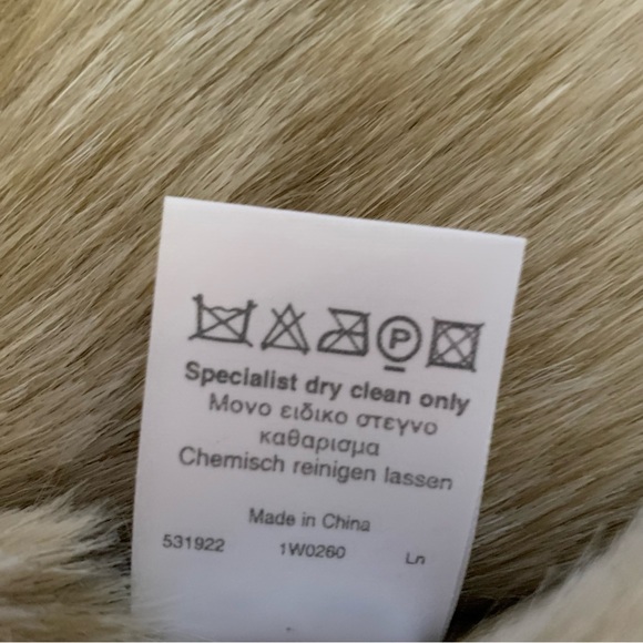 River Island, Beige Faux Suede & Fur Women's Cropped Vest, Size Small - Picture 9 of 10